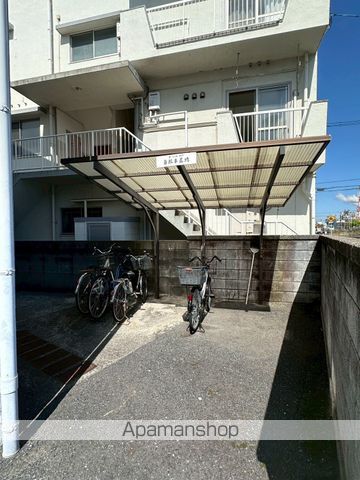 コーポラス村岡の外観写真