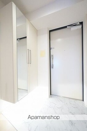 スイーツファクトリー深沢[2LDK/61.52m2]の玄関