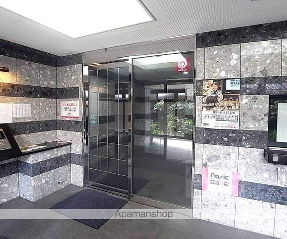 京都市烏丸線 烏丸御池駅 徒歩6分 8階建 築25年の内装写真