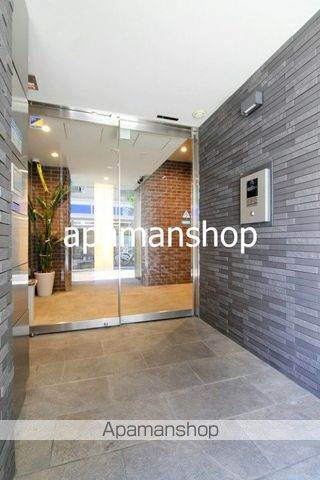 MAREI下寺町の玄関写真