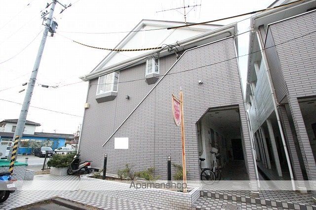 ホワイトキャッスル一本杉IIIの外観写真