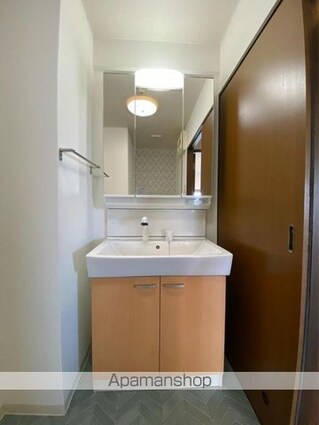 ＳＱｕａｒｅ今里[2LDK/62.39m2]の洗面所