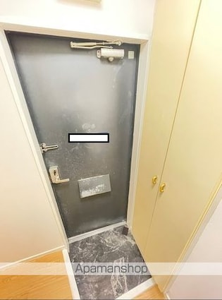 和歌山県和歌山市三沢町１丁目[1K/18m2]の玄関