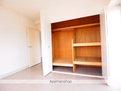 ホワイトプラザ会津[2SLDK/65.8m2]の収納