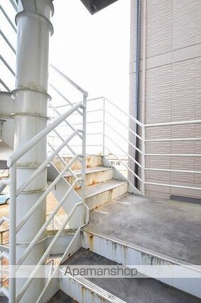 メイプル・アーサ中山[2K/33.16m2]の共用部2