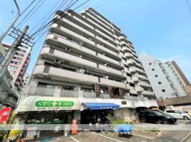 グランド平尾の玄関写真