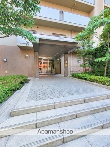 ファミール扇町アーバンステージの玄関写真