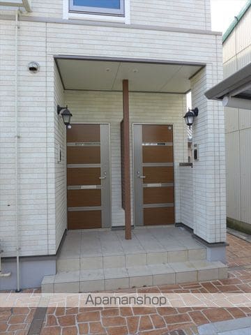 パストラルの玄関写真