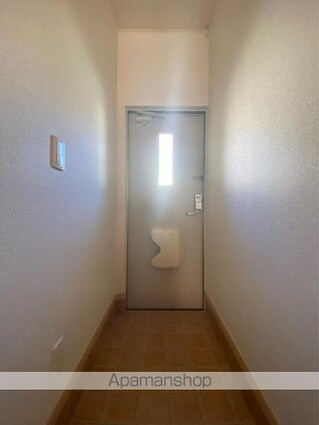 リバティハウスＢ[1R/32.9m2]の玄関