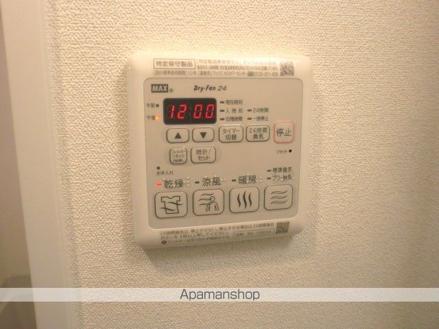 プレサンス新大阪イオリアの内装写真