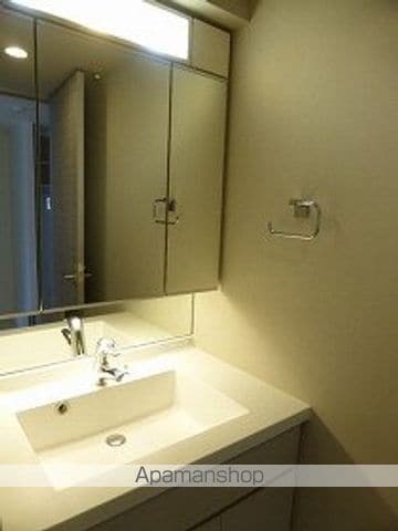 ライオンズ千代田三崎町の内装写真