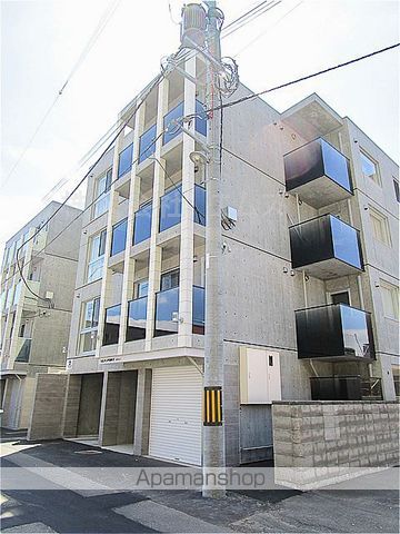 LUX FORTの外観写真