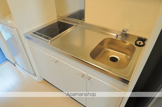 クレイノドゥマンIIの内装写真