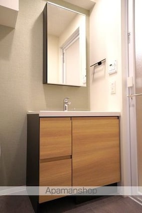 Ｊ．ＧＲＡＮ　Ｃｏｕｒｔ　品川西大井ＥＡＳＴ[1DK/27.3m2]の洗面所