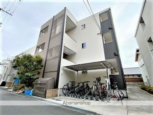 フローラコートの外観写真