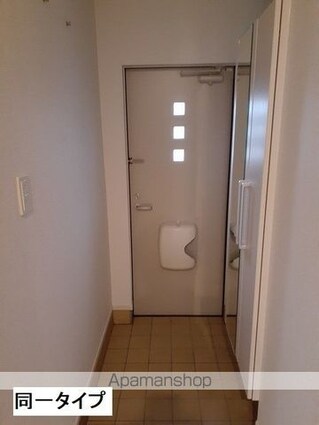 カーサ・コルーテ南[1LDK/40.04m2]の玄関