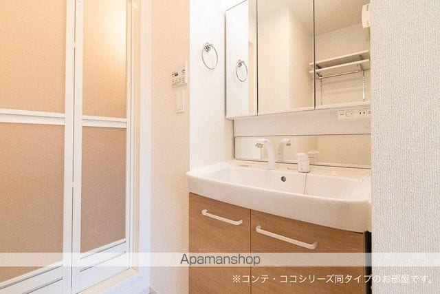 ドゥウェル シンフォニー IIの内装写真