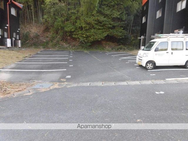 エイトライン B棟の外観写真