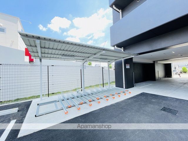 ディアレイシャス今池の玄関写真