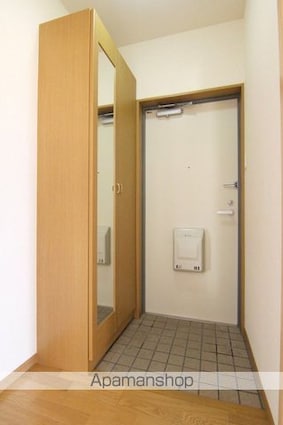 ブライムセントラル[3LDK/70.14m2]の玄関