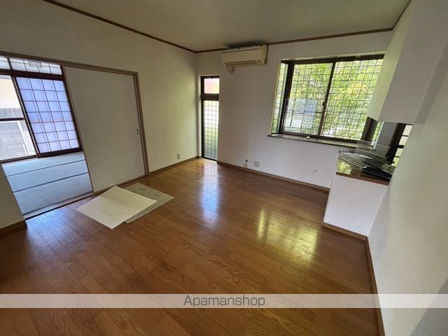 MAYUMI西山丸尾戸建ての内装写真