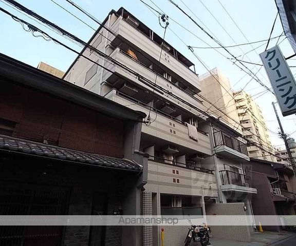プレジール四条の外観写真