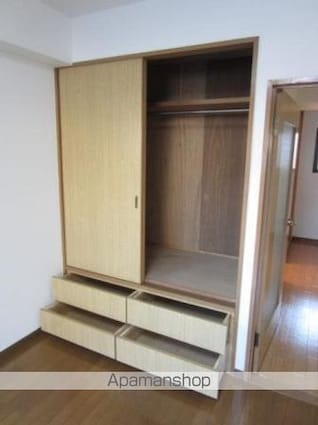 グレイスパル木屋町[1K/26.32m2]の収納