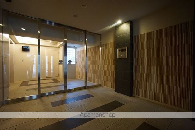 AMBIENTE 泉の玄関写真
