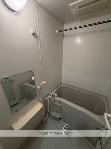 KOMATSUPALAZZOKYUGENZOCHOの内装写真