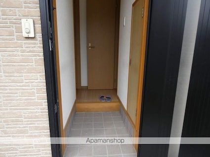 桜井字猪ノ谷甲１０２９－４貸家[2LDK/66m2]の玄関