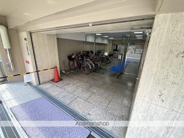 上六第一ダイヤモンドハイムの玄関写真
