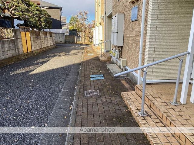 レオネクストウェルフェアーの玄関写真