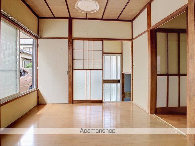 田中町借家の内装写真