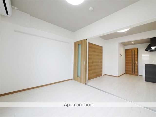 アスコット出花の内装写真