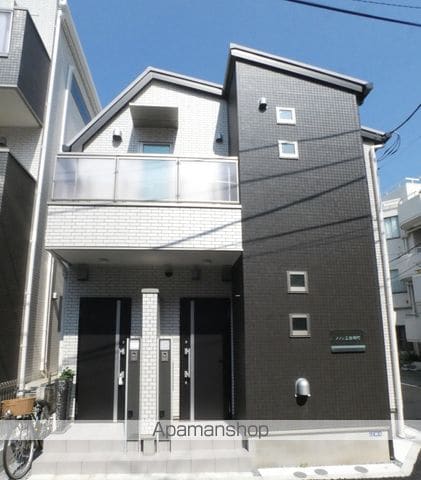 メゾン三田綱町の外観写真