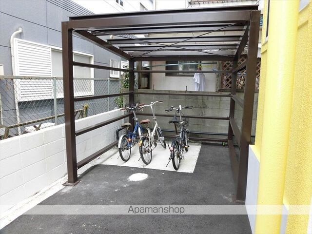 和歌山県和歌山市六十谷[1R/47.06m2]の共用部2