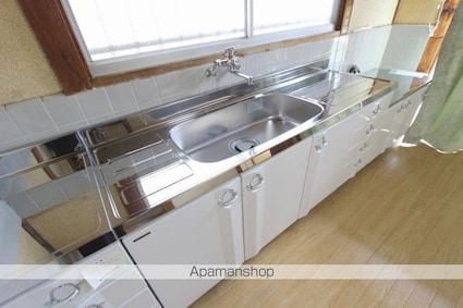 橋本牟礼町戸建[4DK/81.22m2]のキッチン