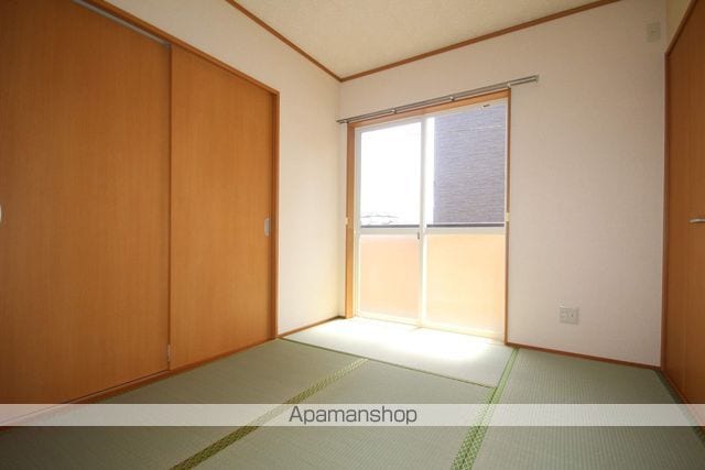 グリーンコーポ植木3号館A棟の内装写真
