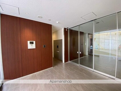 エルスタンザ広瀬通ＲＥＳＩＤＥＮＣＥ[1K/25m2]のエントランス1