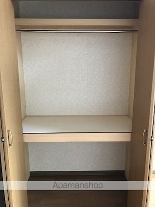 コートクレソン２１[1K/22.36m2]の収納