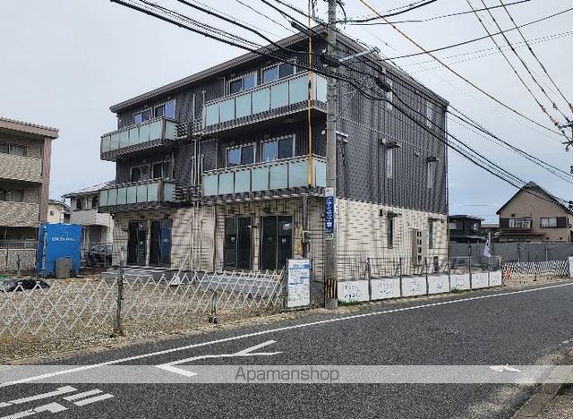 カーサ・アルバ A棟の外観写真