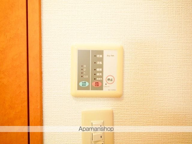 CANVASSすすきのの内装写真
