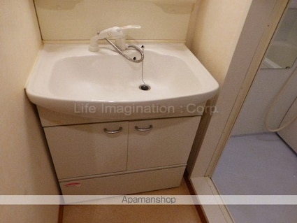 アドウェル壱番館[2LDK/58.17m2]の洗面所