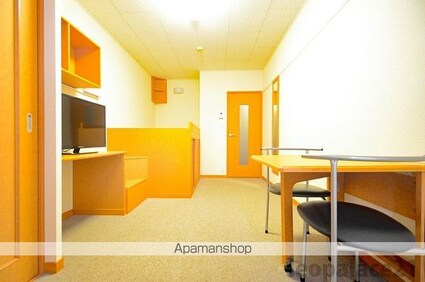 レオパレスＴａｋｉ[1K/22.35m2]のリビング・居間2