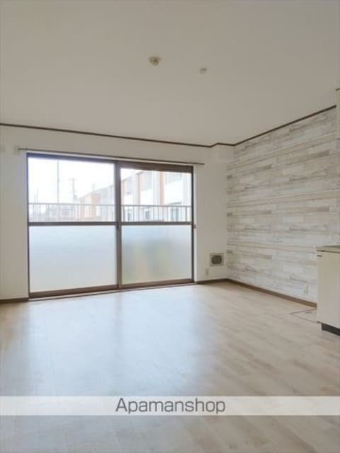 和歌山県和歌山市吹上４丁目[2LDK/65.03m2]のリビング・居間