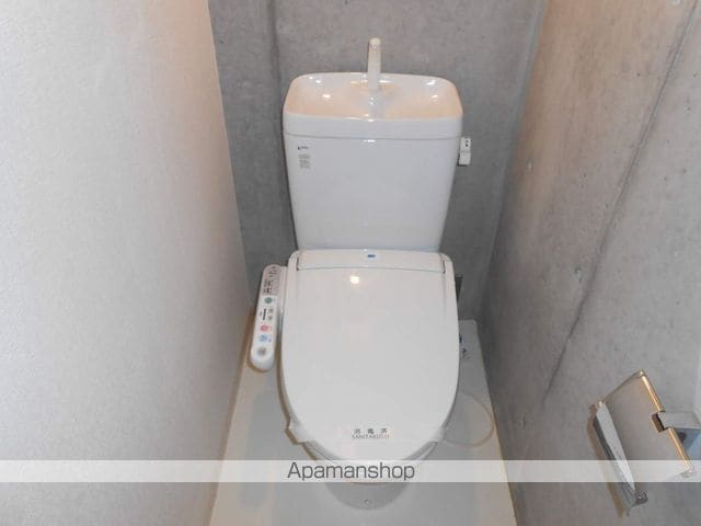 RAFFINEAZMAの内装写真