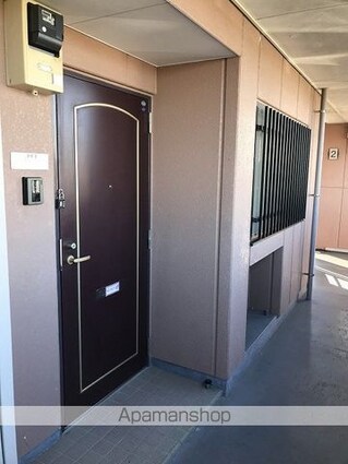 サンライズヴィラひたち野Ａ棟[2LDK/55.71m2]のエントランス1