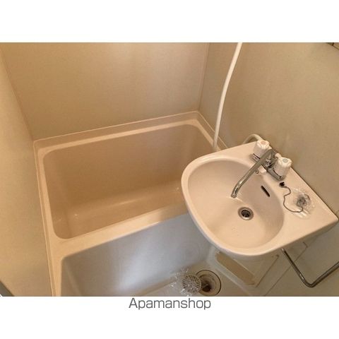 トレニアの内装写真