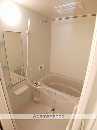 ファミーユ　アン[1LDK/48.19m2]のバス