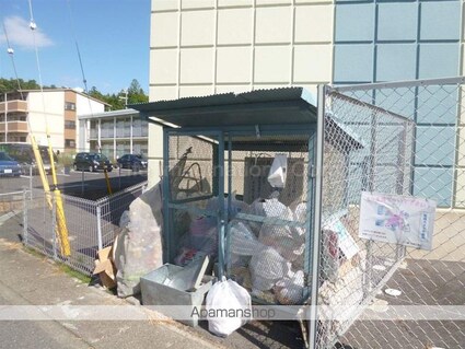 滋賀県甲賀市水口町東名坂[2DK/41.31m2]のロビー2